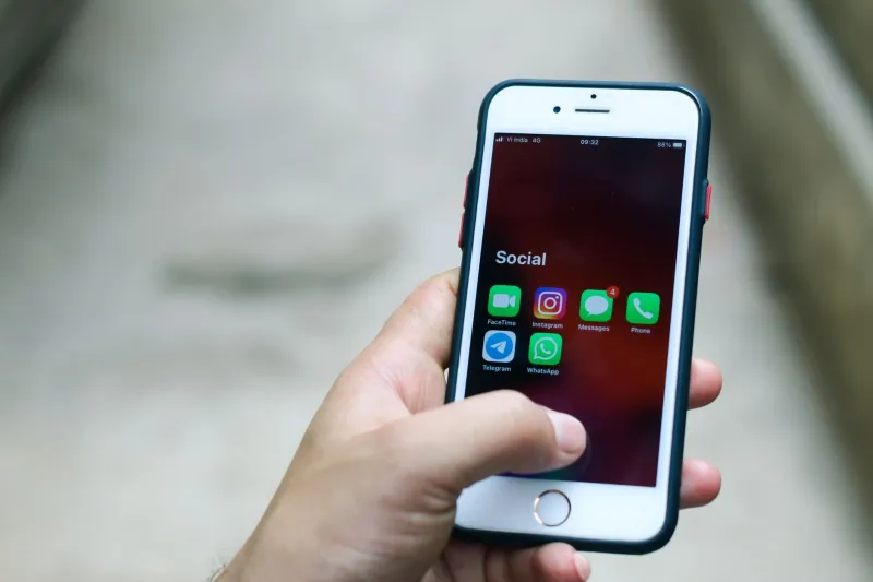 Muted and Mourned: The Slow Death of Every Friend Group Chat You're Still Too Attached to Leave